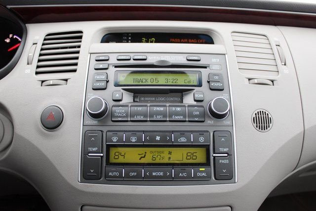 Used 2006 Hyundai Azera Limited image 20