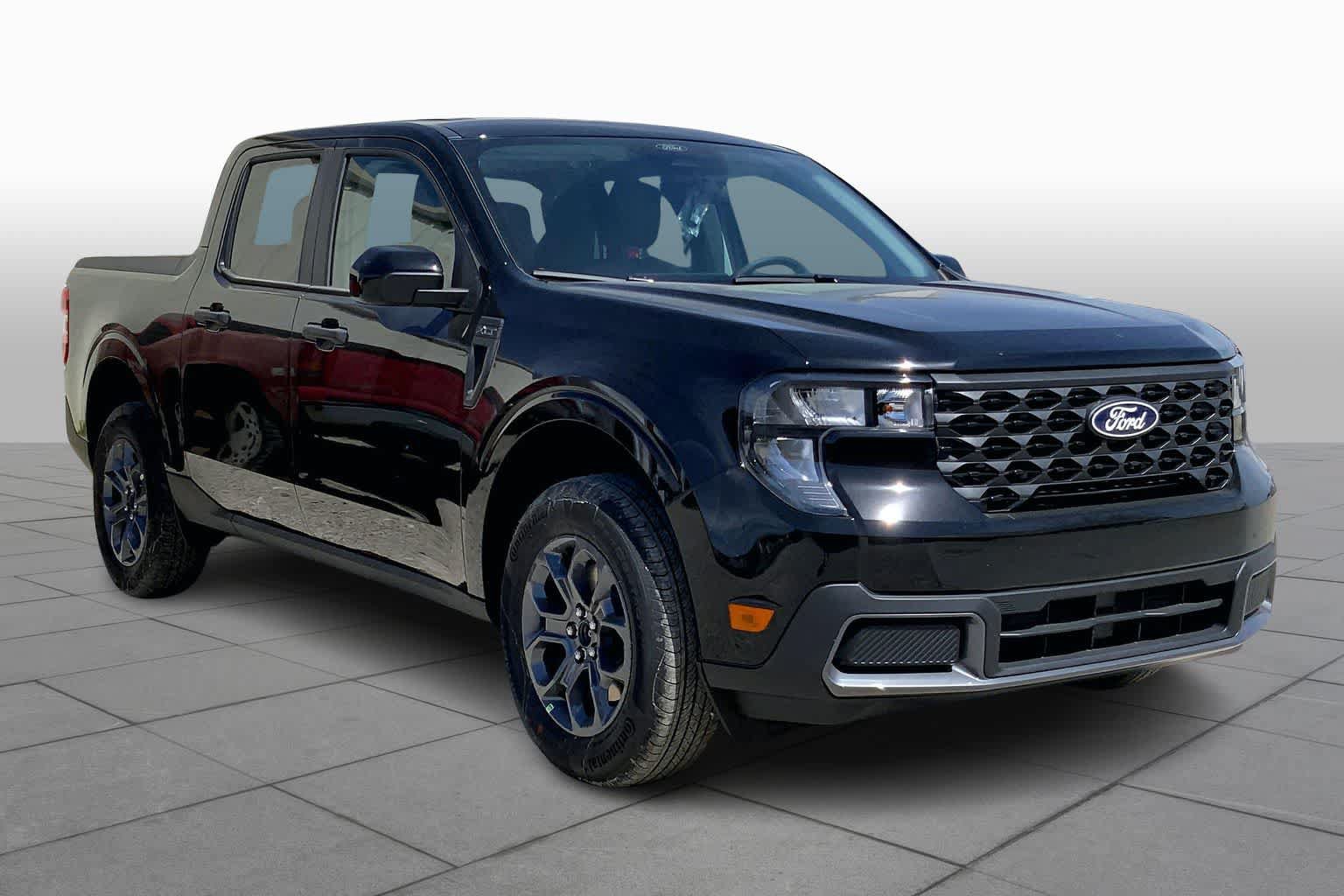 New 2026 Ford Maverick XLT FWD image 2