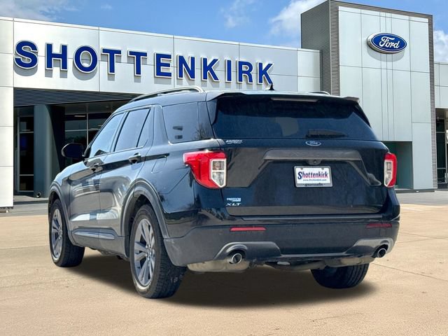 Certified 2021 Ford Explorer XLT w/ Equipment Group 202A RWD image 5