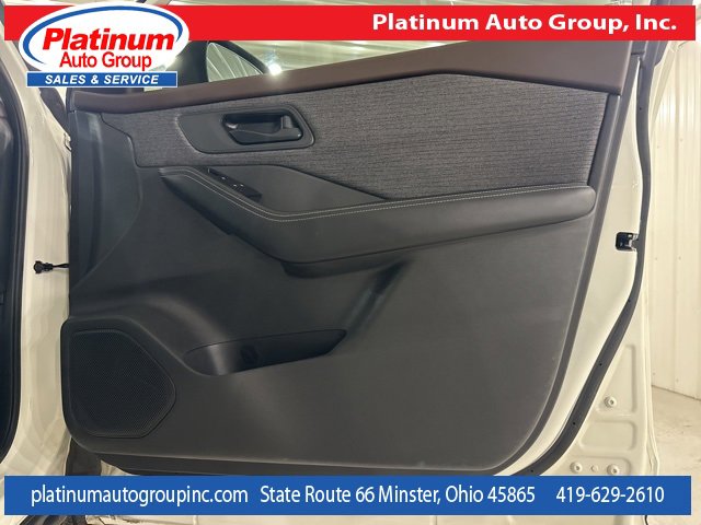 Used 2021 Nissan Rogue S image 48