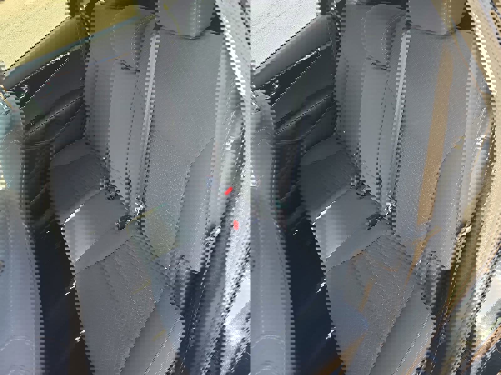 Used 2019 Kia Sorento L image 16