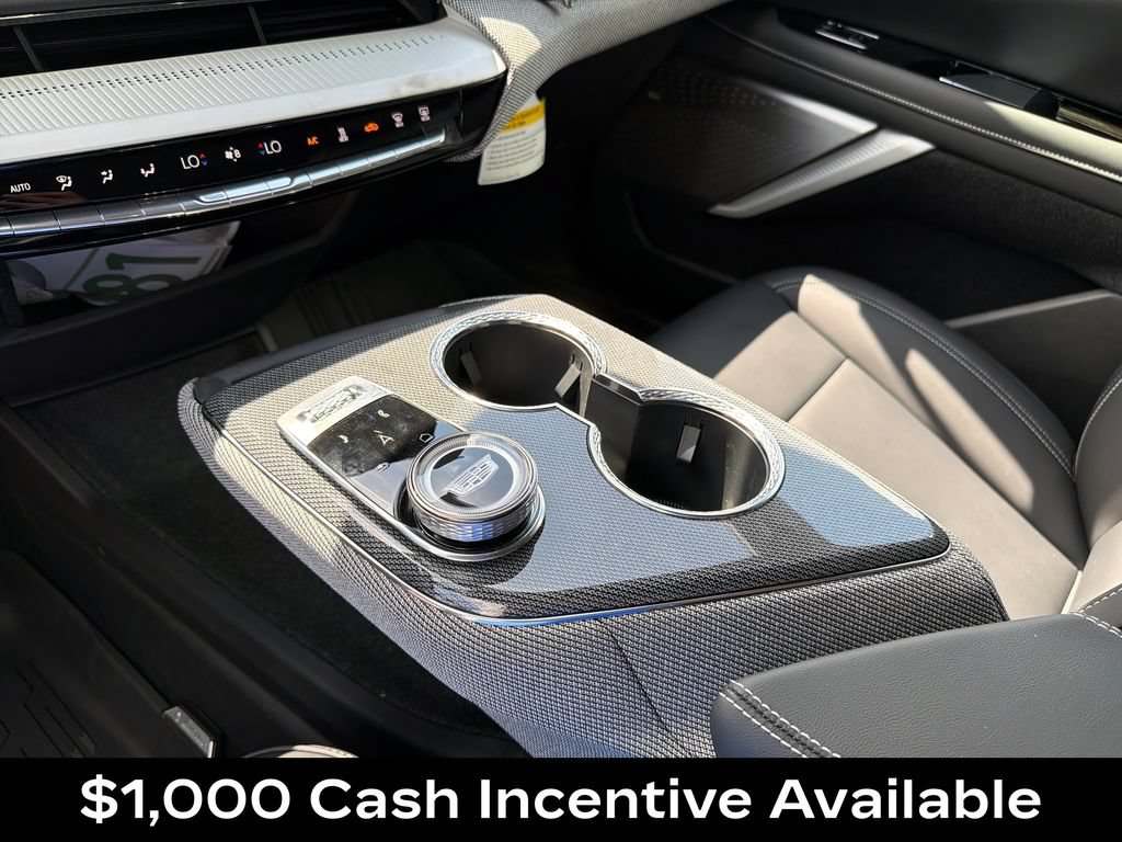 New 2026 Cadillac Optiq Sport 1 w/ LPO, Floor Liner Package AWD/4WD image 30