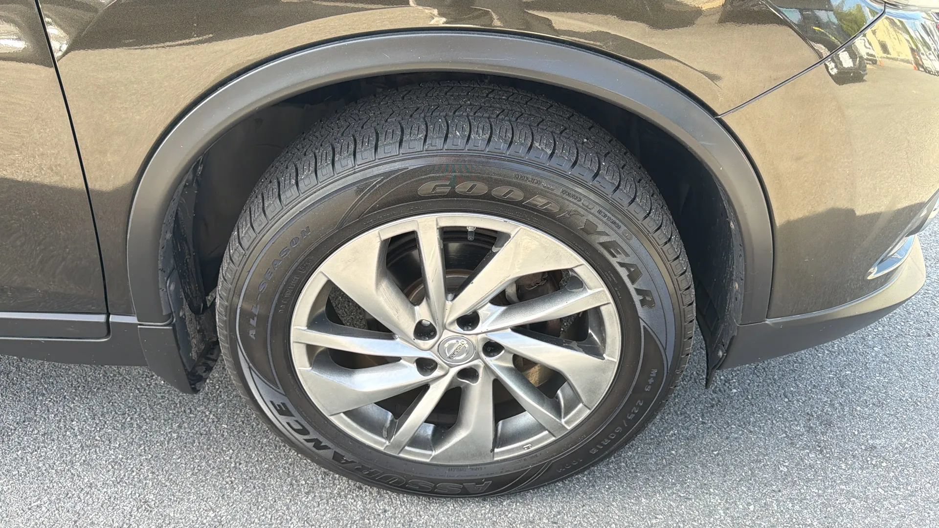 Used 2014 Nissan Rogue SL AWD/4WD image 10
