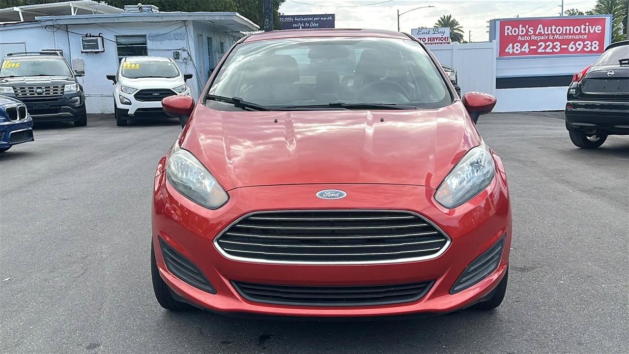 Used 2018 Ford Fiesta SE FWD image 3