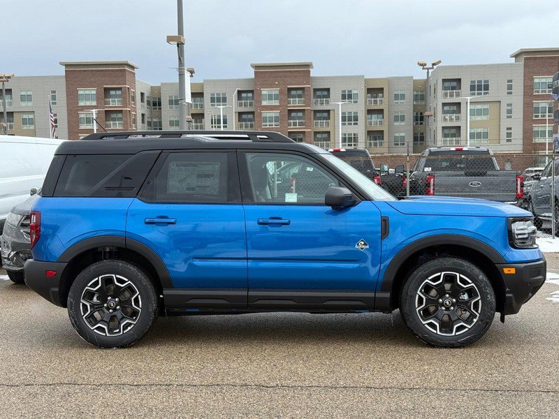 New 2025 Ford Bronco Sport Outer Banks w/ Outer Banks Tech Package+ image 2