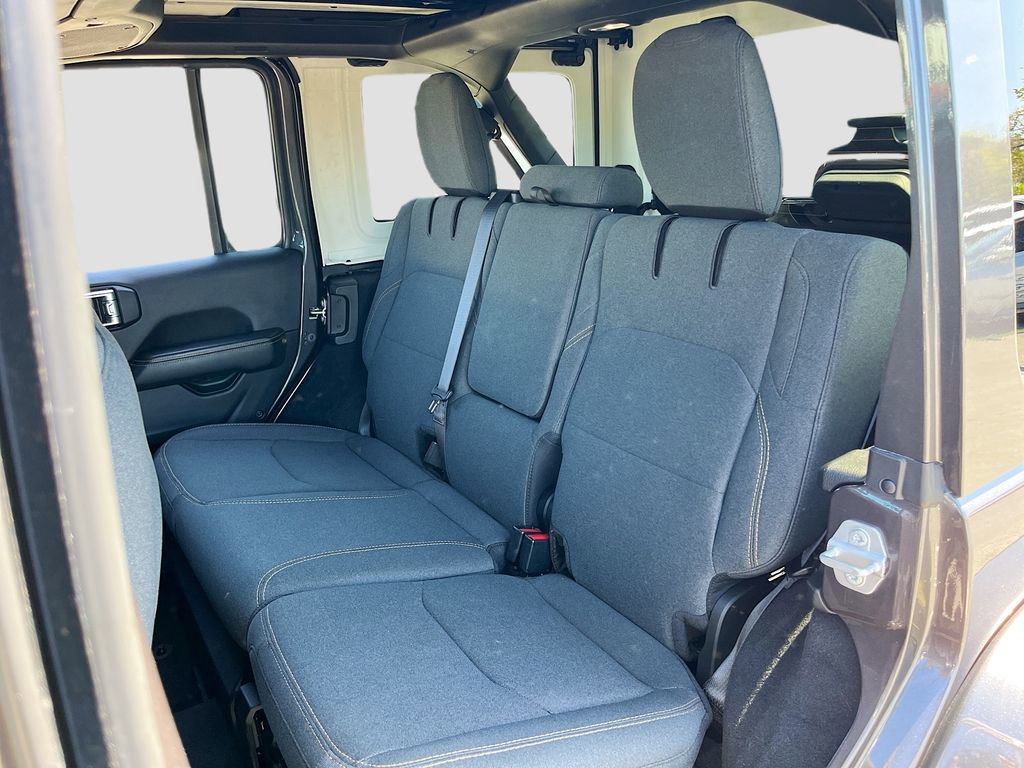 Certified 2025 Jeep Wrangler Unlimited Sahara w/ Safety Group image 23