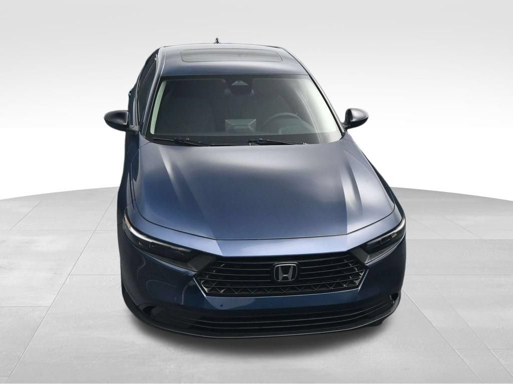 Used 2025 Honda Accord SE image 32