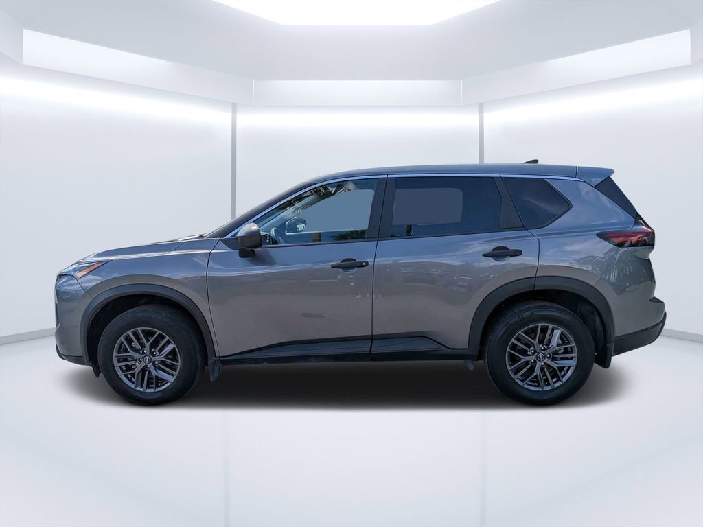 Used 2024 Nissan Rogue S FWD image 6