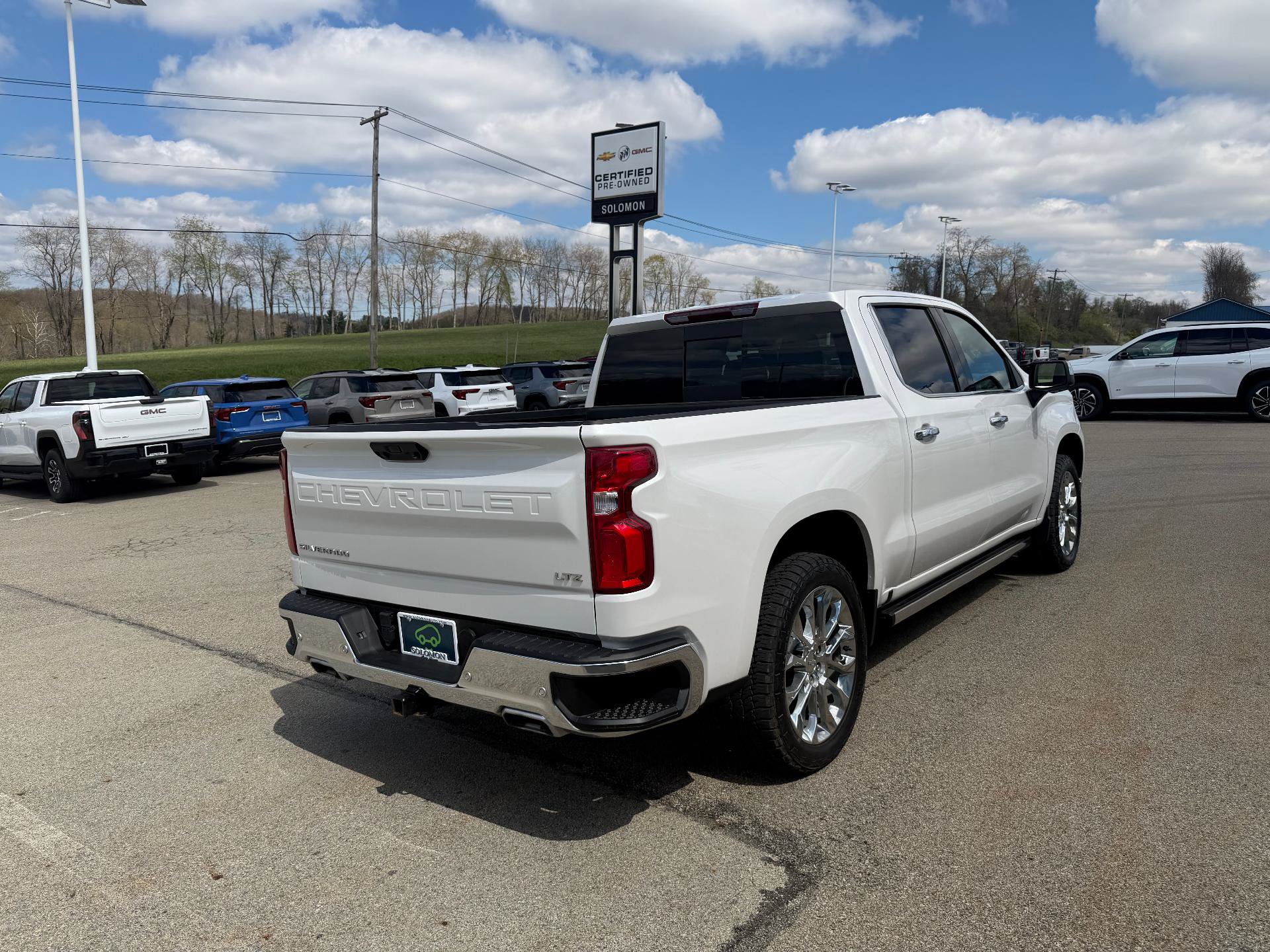 Certified 2024 Chevrolet Silverado 1500 LTZ w/ LTZ Convenience Package II AWD/4WD image 6