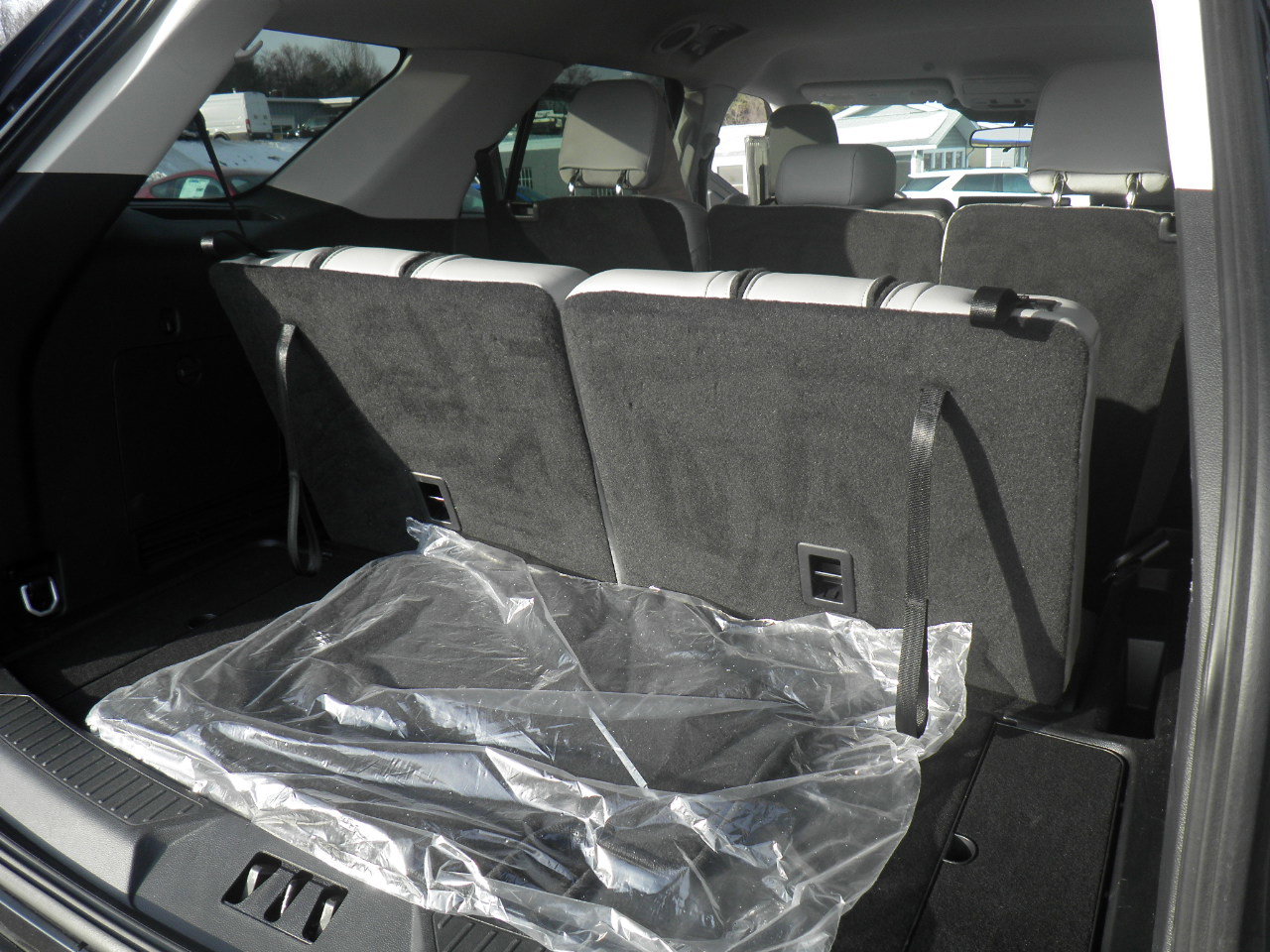 Certified 2025 Ford Explorer Active w/ Active Comfort Package image 21