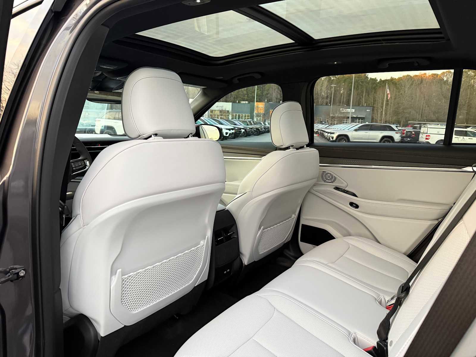 New 2025 Jeep Wagoneer S Limited image 29