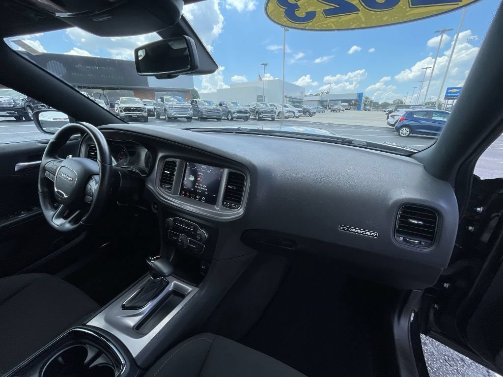 Used 2023 Dodge Charger R/T w/ Blacktop Package RWD image 9
