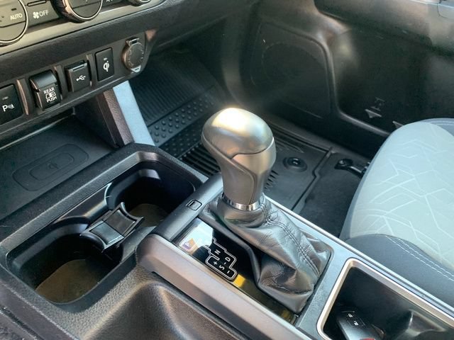 Used 2021 Toyota Tacoma TRD Sport w/ Technology Package AWD/4WD image 24