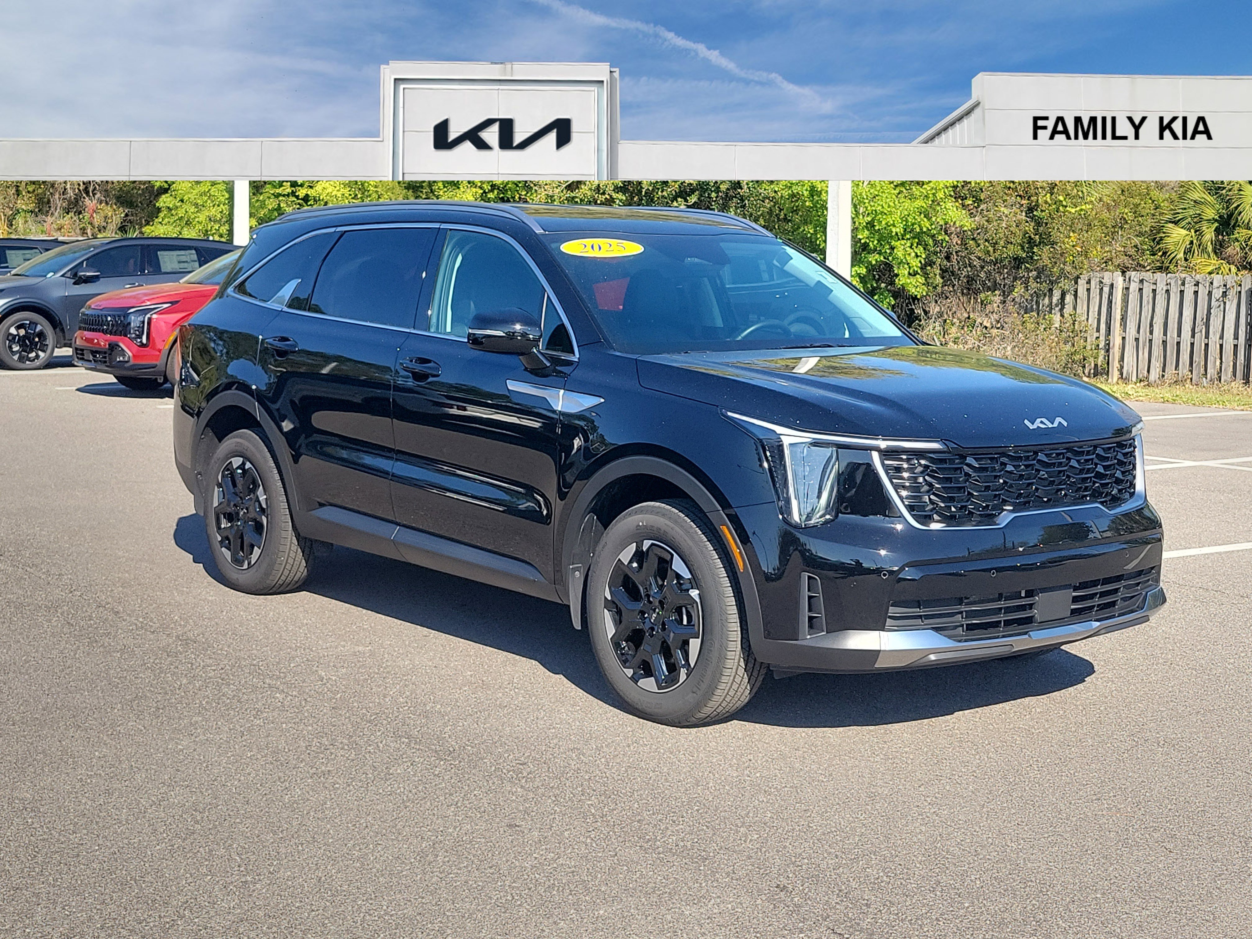 Certified 2025 Kia Sorento S 360° Tour