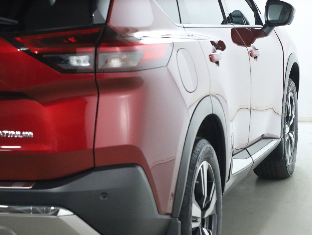 Used 2021 Nissan Rogue Platinum image 46