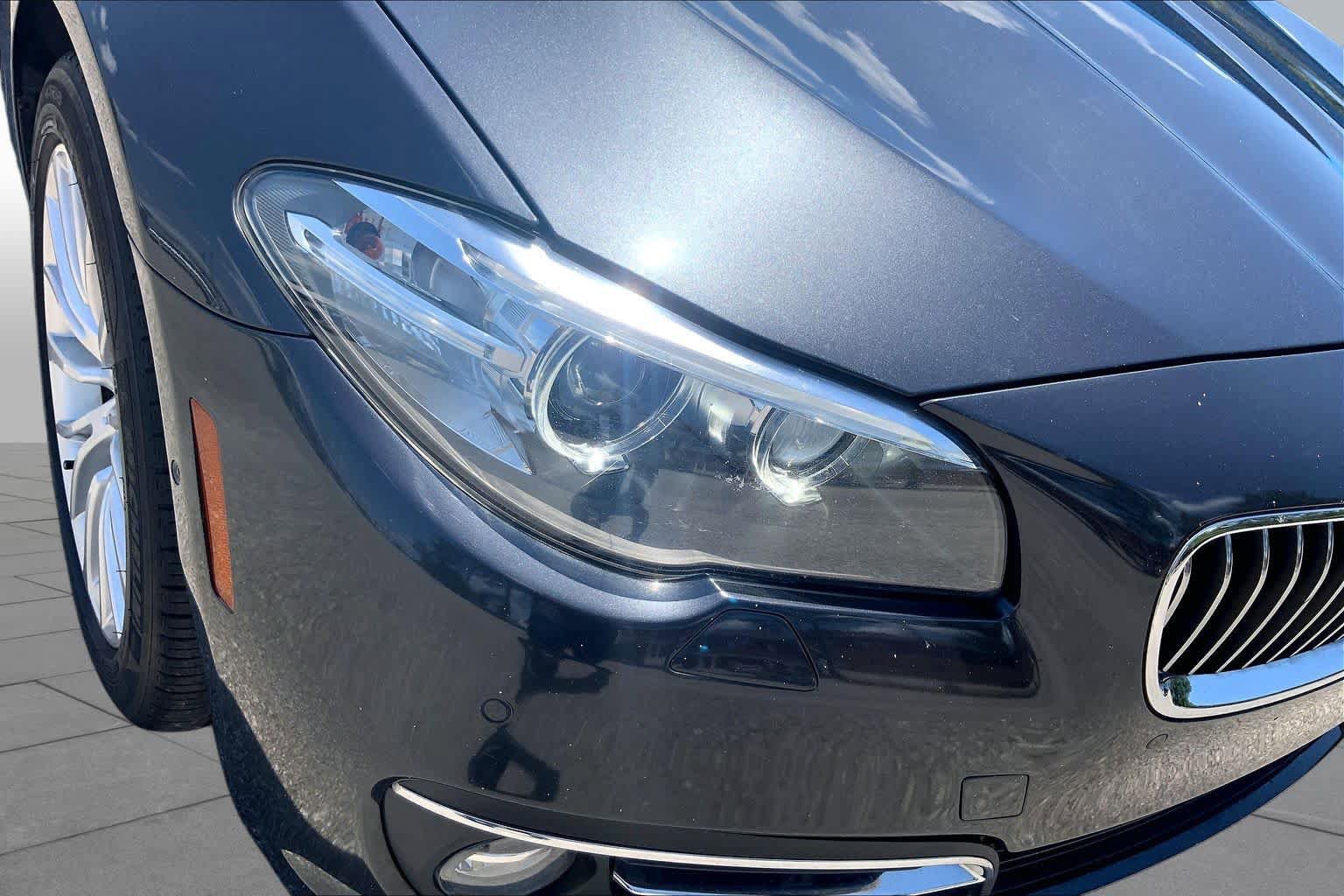 Used 2015 BMW 528i xDrive Sedan AWD/4WD image 28
