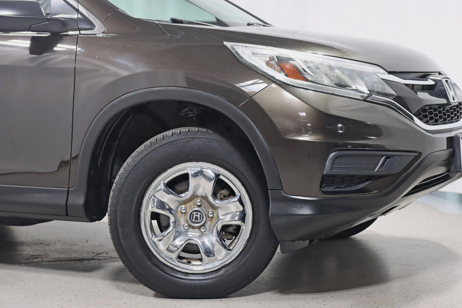 Used 2015 Honda CR-V LX image 5