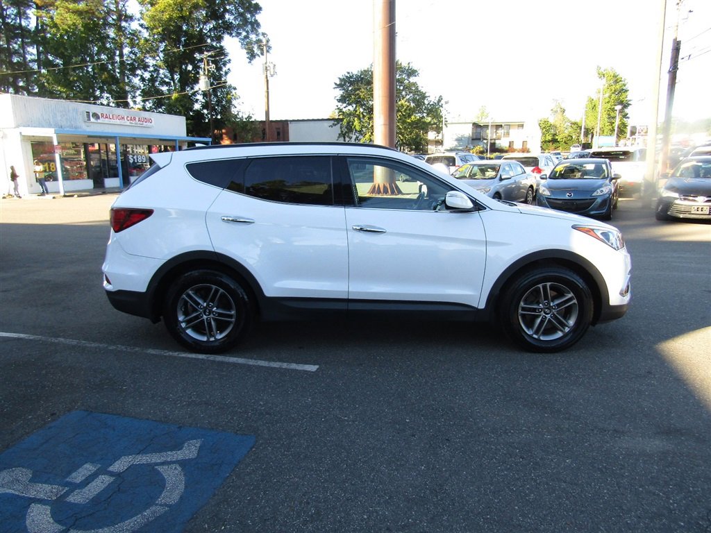 Used 2018 Hyundai Santa Fe Sport image 8