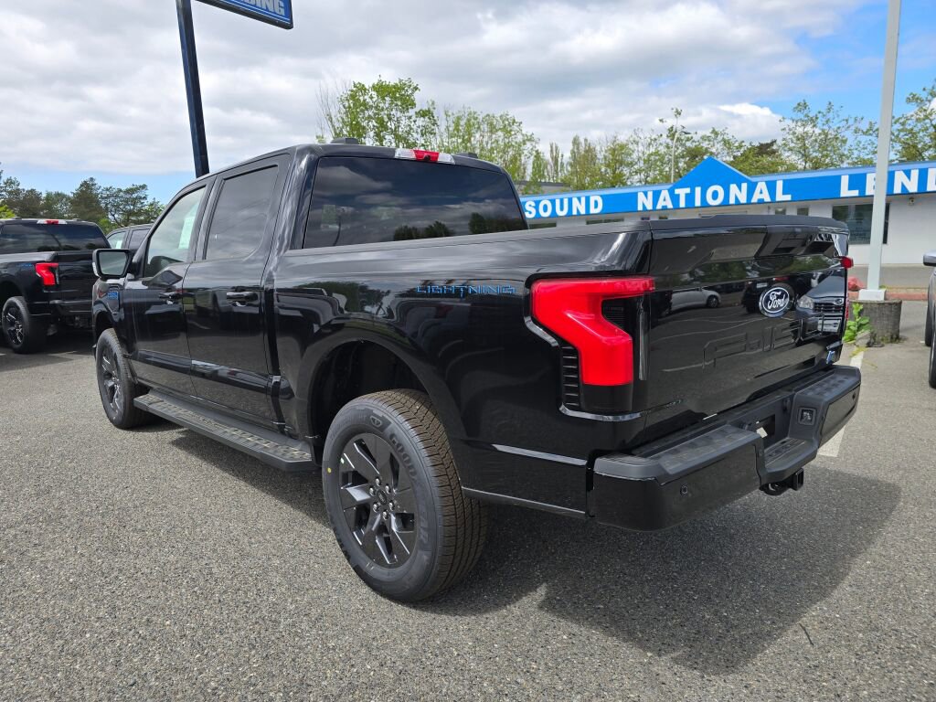 New 2025 Ford F150 Lightning Flash AWD/4WD image 3