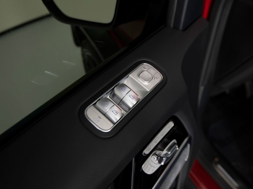 Used 2024 Mercedes-Benz G 63 AMG 4MATIC image 11