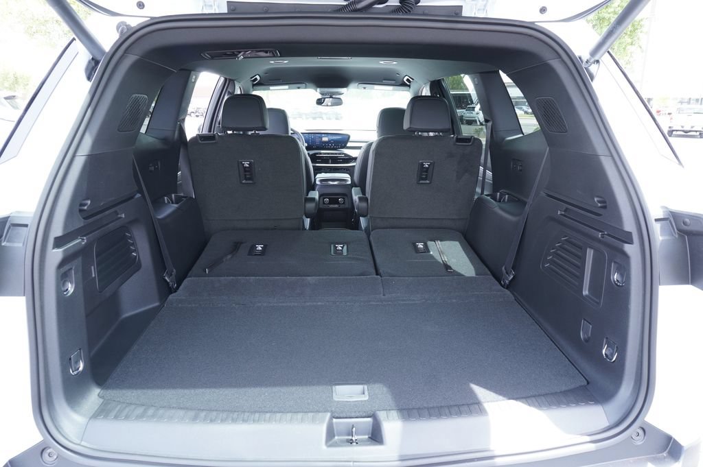 New 2026 Buick Enclave Preferred FWD image 8