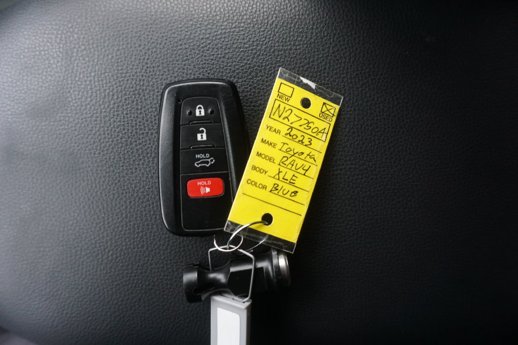 Used 2023 Toyota RAV4 XLE w/ Convenience Package AWD/4WD image 32