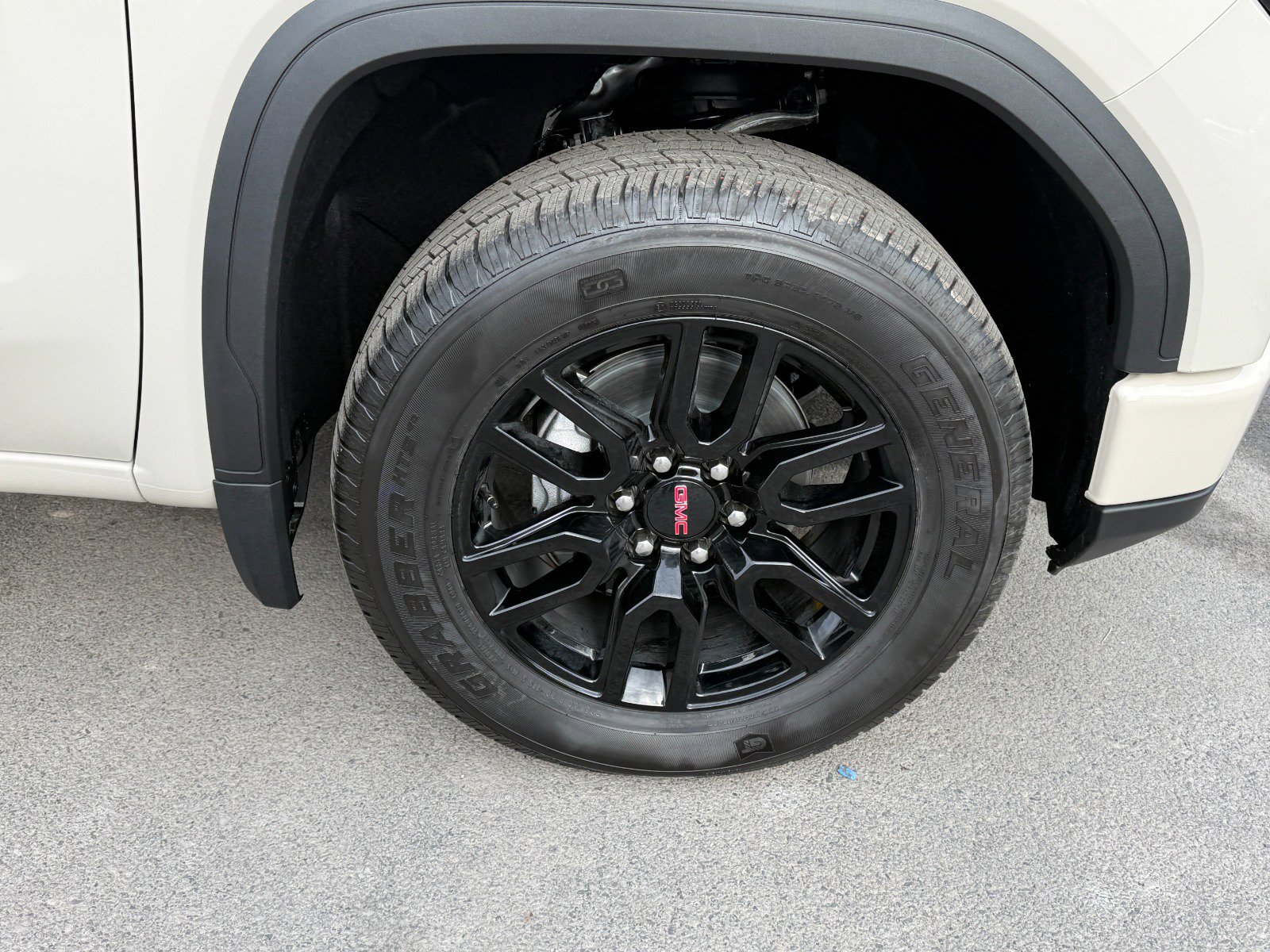 New 2026 GMC Sierra 1500 Pro w/ Graphite Edition AWD/4WD image 12