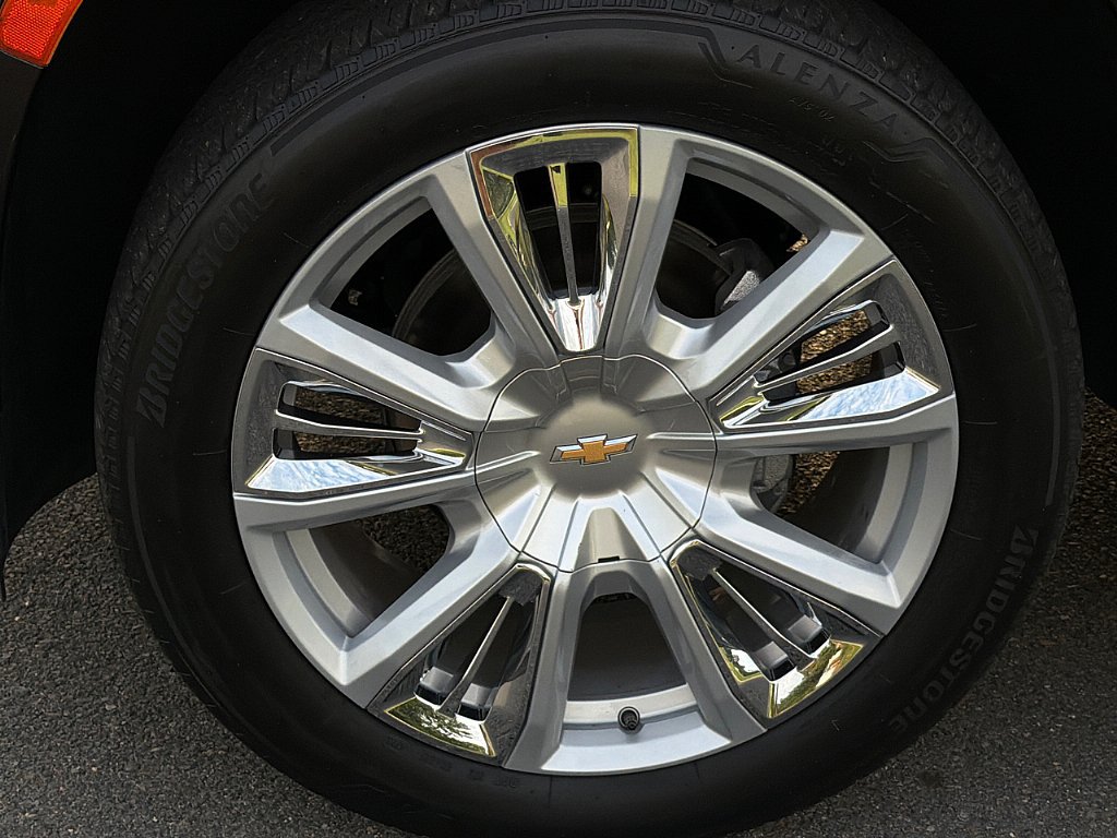 Used 2024 Chevrolet Tahoe High Country w/ Max Trailering Package AWD/4WD image 10