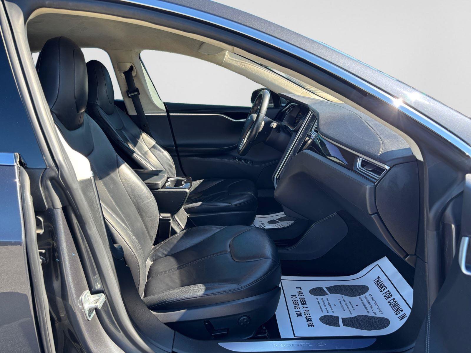 Used 2015 Tesla Model S 70D AWD/4WD image 15