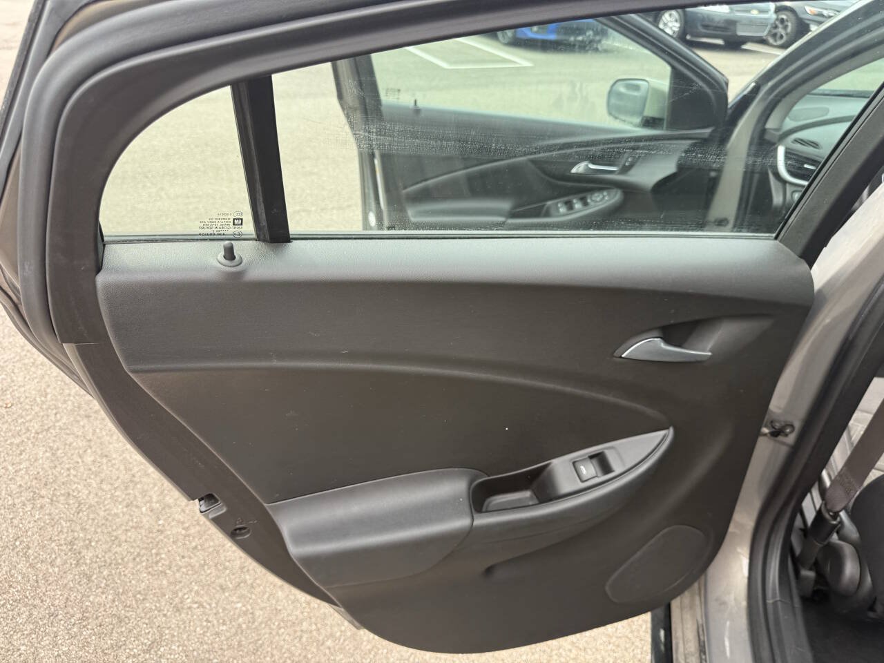 Used 2017 Chevrolet Volt LT FWD image 20
