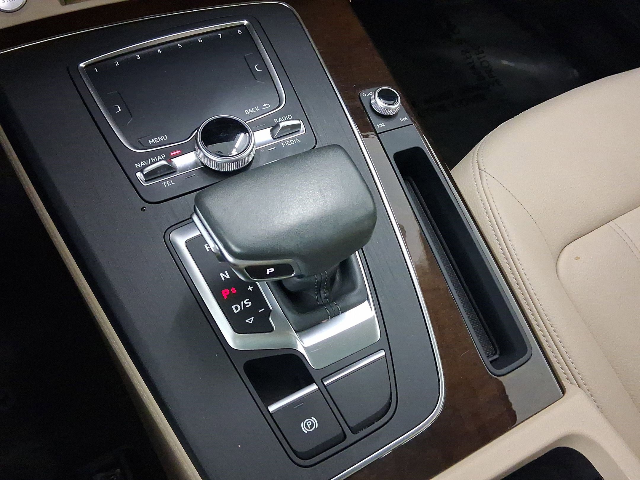 Used 2019 Audi Q5 Prestige image 16