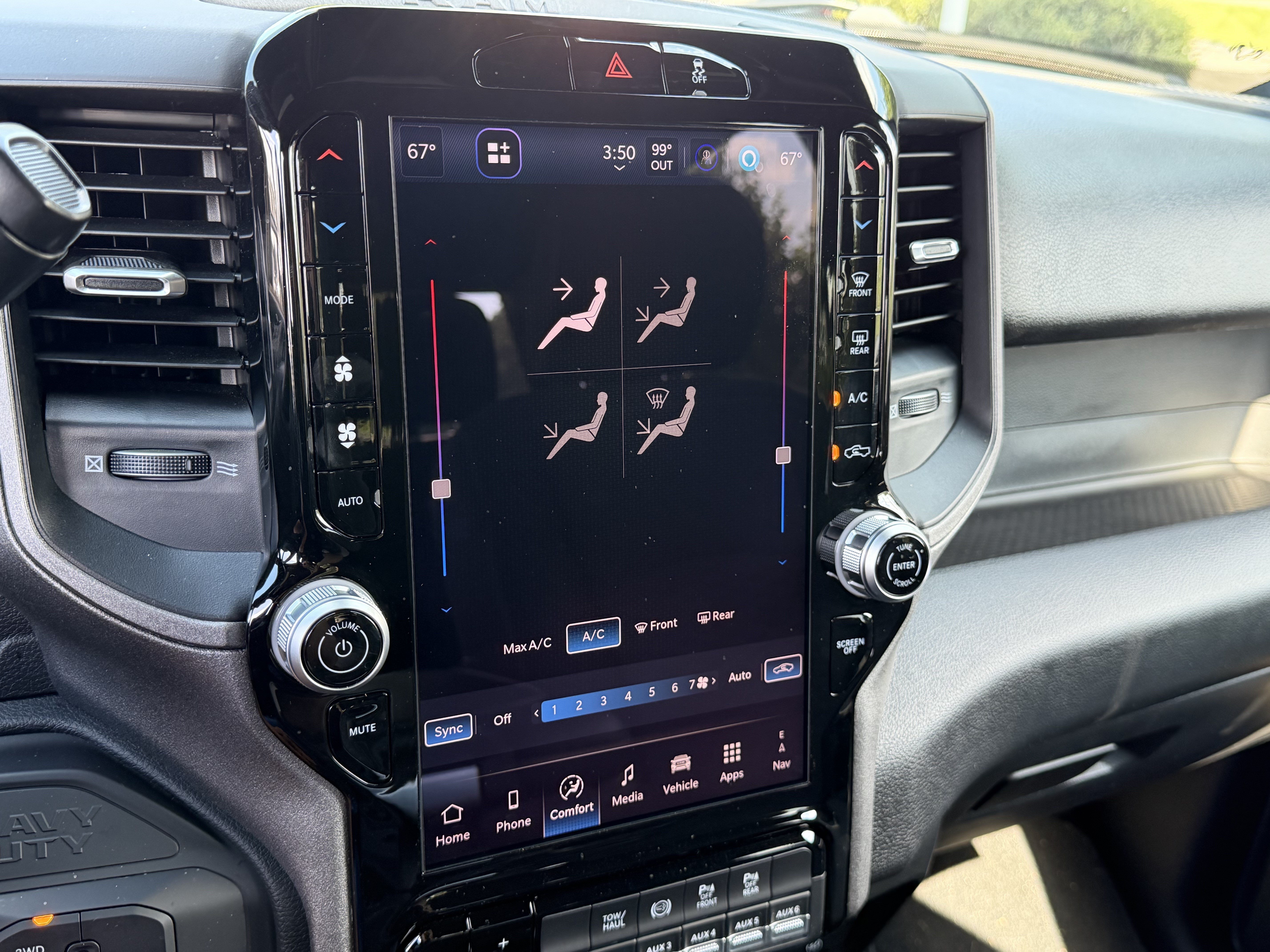 New 2026 RAM 3500 Tradesman AWD/4WD image 29