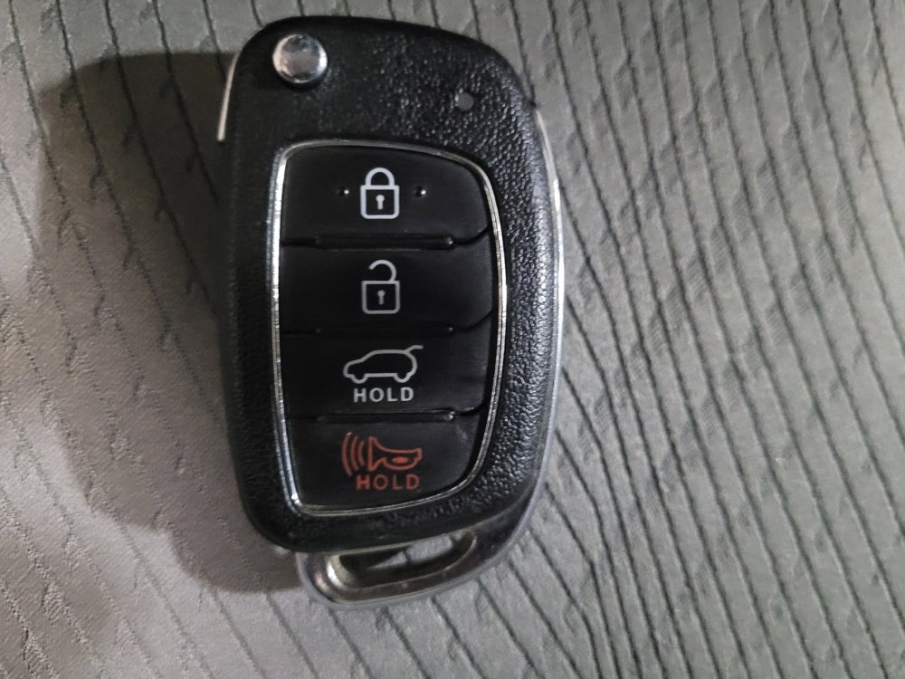Used 2017 Hyundai Santa Fe Sport AWD/4WD image 32