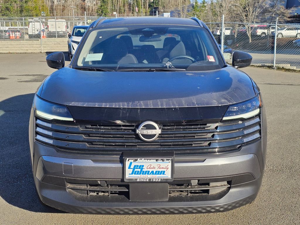 New 2026 Nissan Kicks SV w/ SV Premium Package image 2