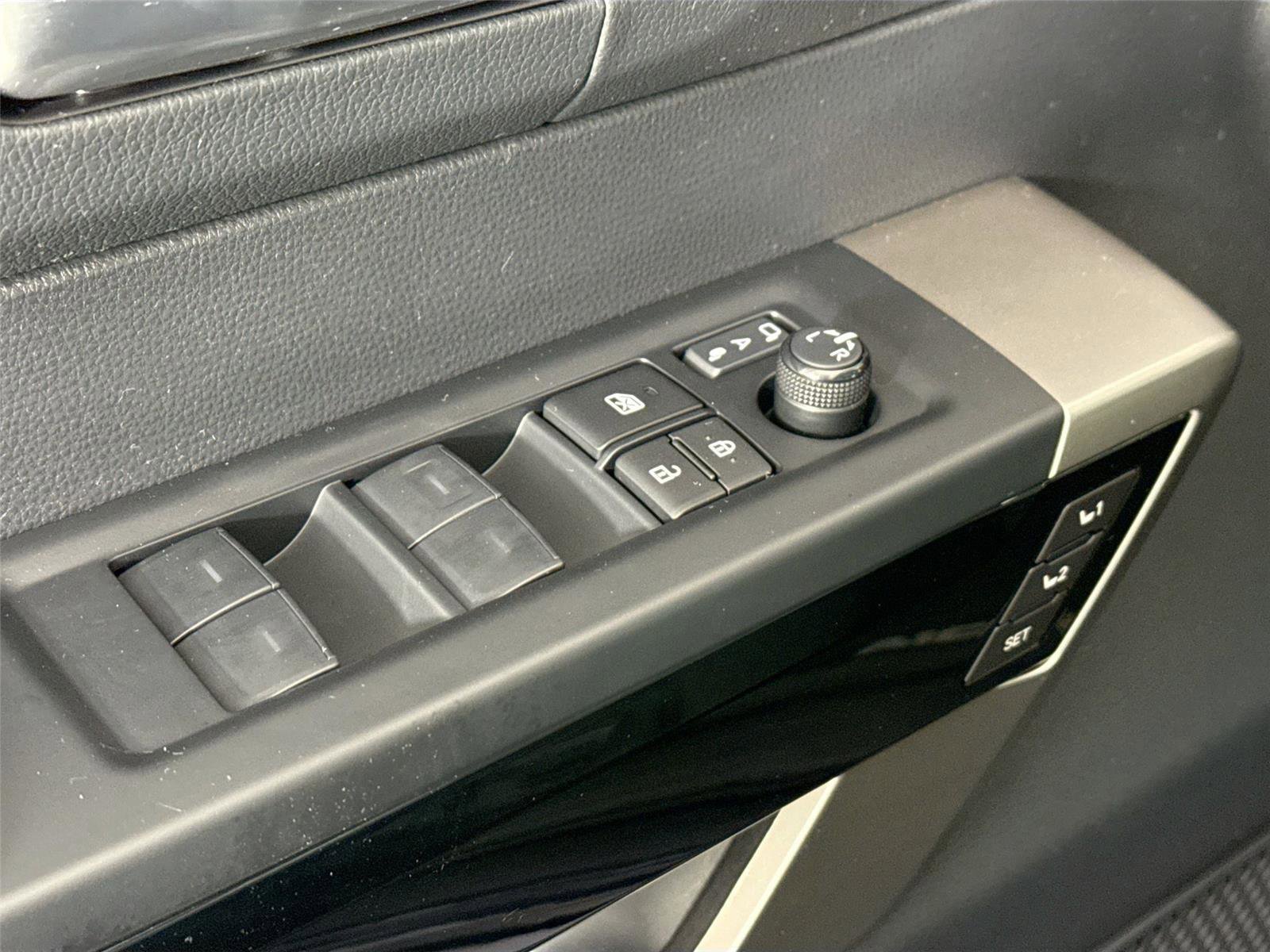 Certified 2024 Toyota Sequoia Limited image 29