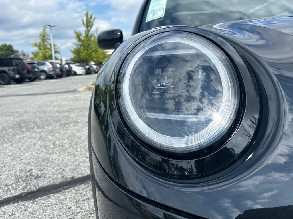 New 2027 MINI Cooper 2-Door Hardtop FWD image 15