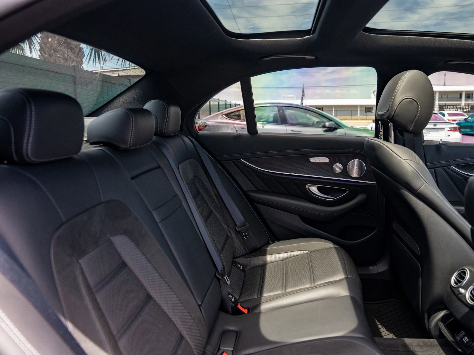 Used 2019 Mercedes-Benz E 53 AMG 4MATIC Sedan image 43