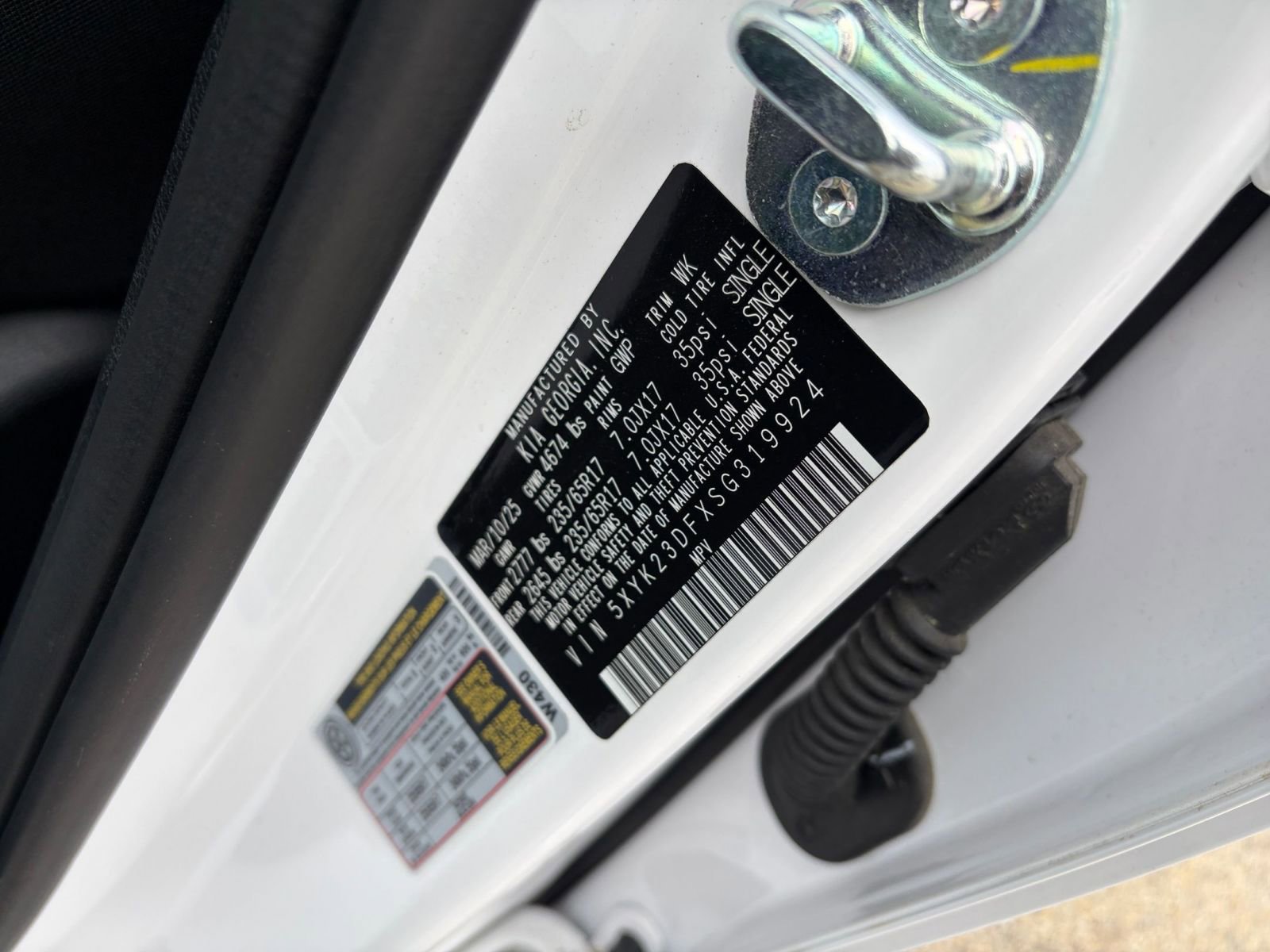 Used 2025 Kia Sportage LX image 27