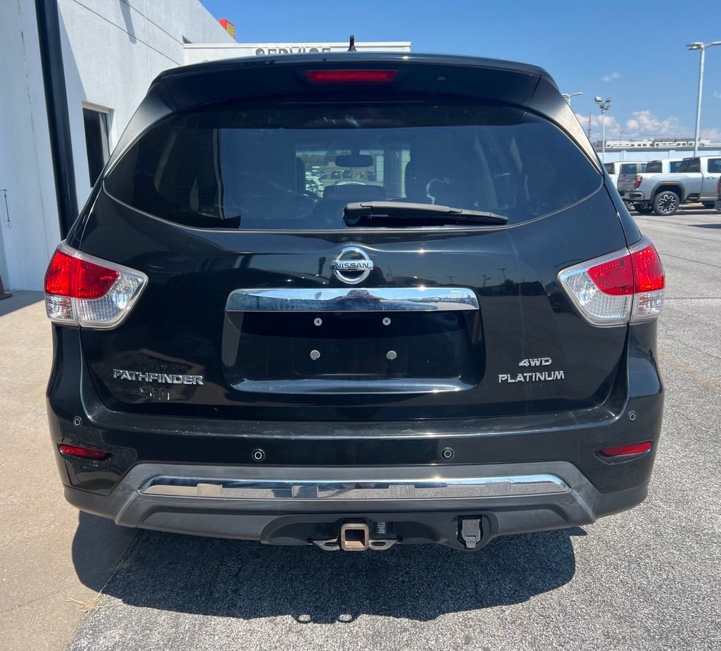 Used 2013 Nissan Pathfinder Platinum w/ Platinum Premium Pkg AWD/4WD image 6