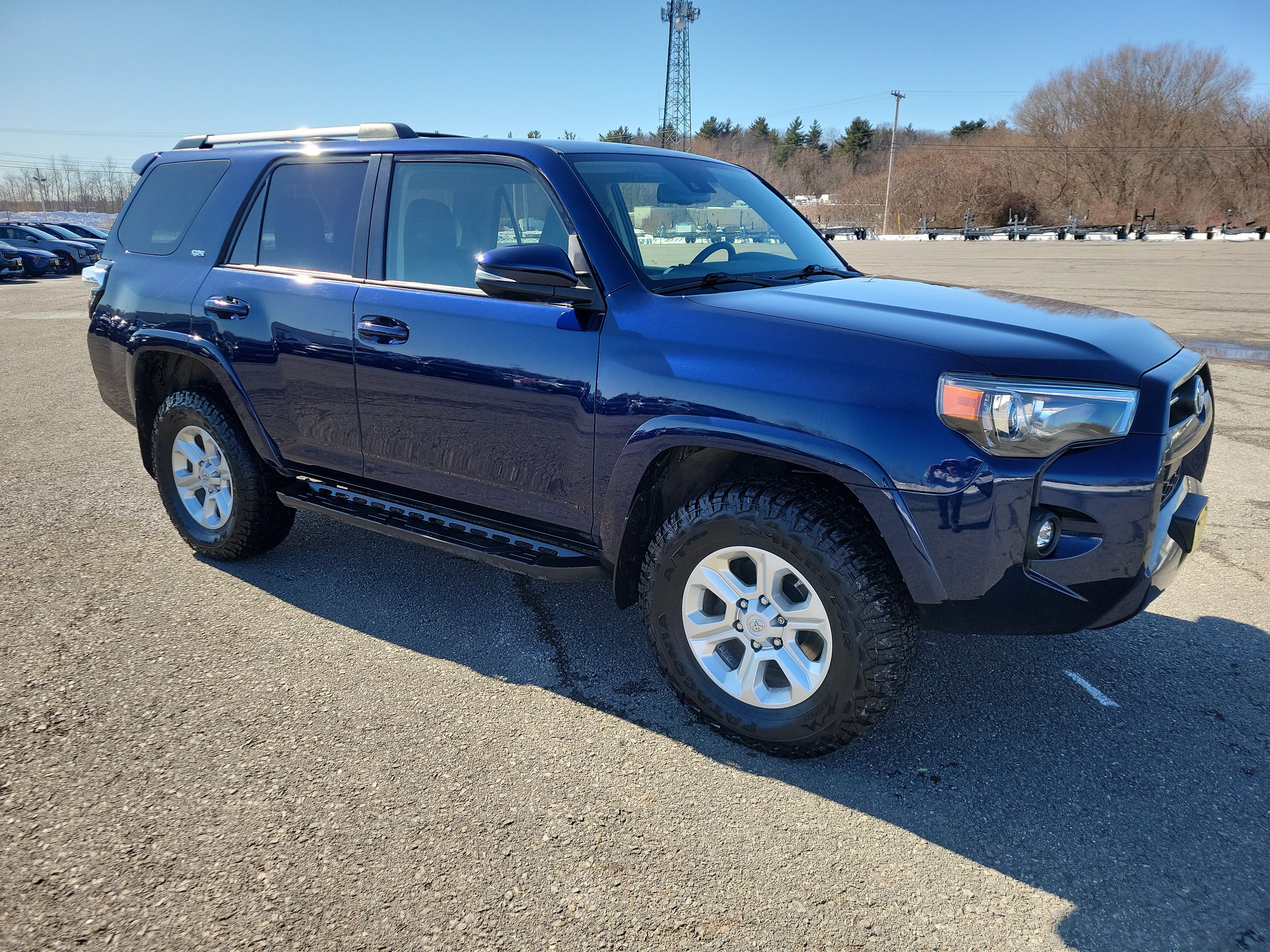 Used 2021 Toyota 4Runner SR5 Premium AWD/4WD image 3