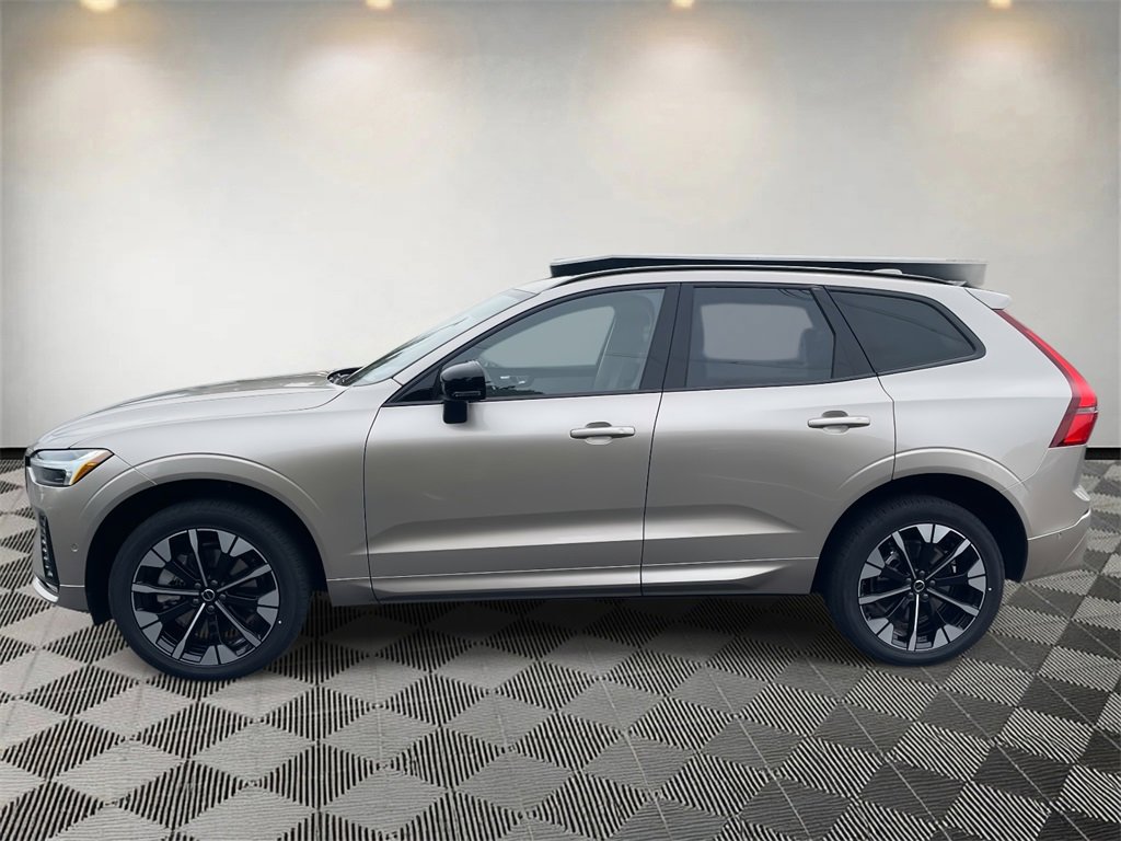 New 2026 Volvo XC60 B5 Ultra w/ Climate Package image 5