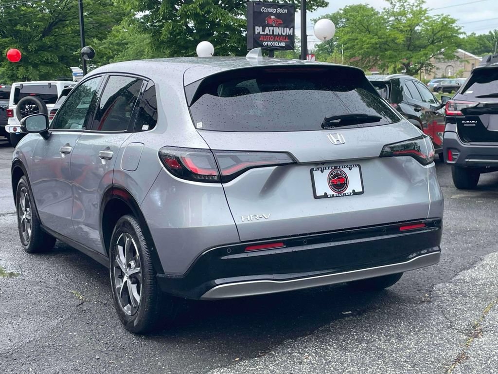 Used 2024 Honda HR-V EX-L image 7