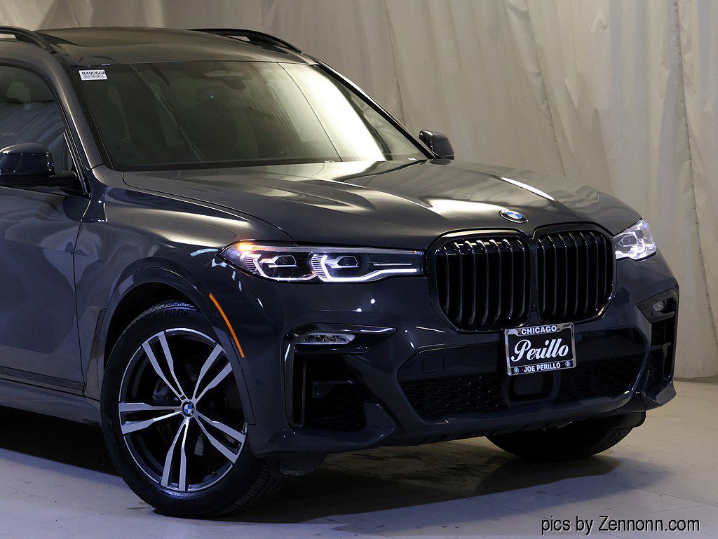 Used 2021 BMW X7 xDrive40i w/ M Sport Package image 2