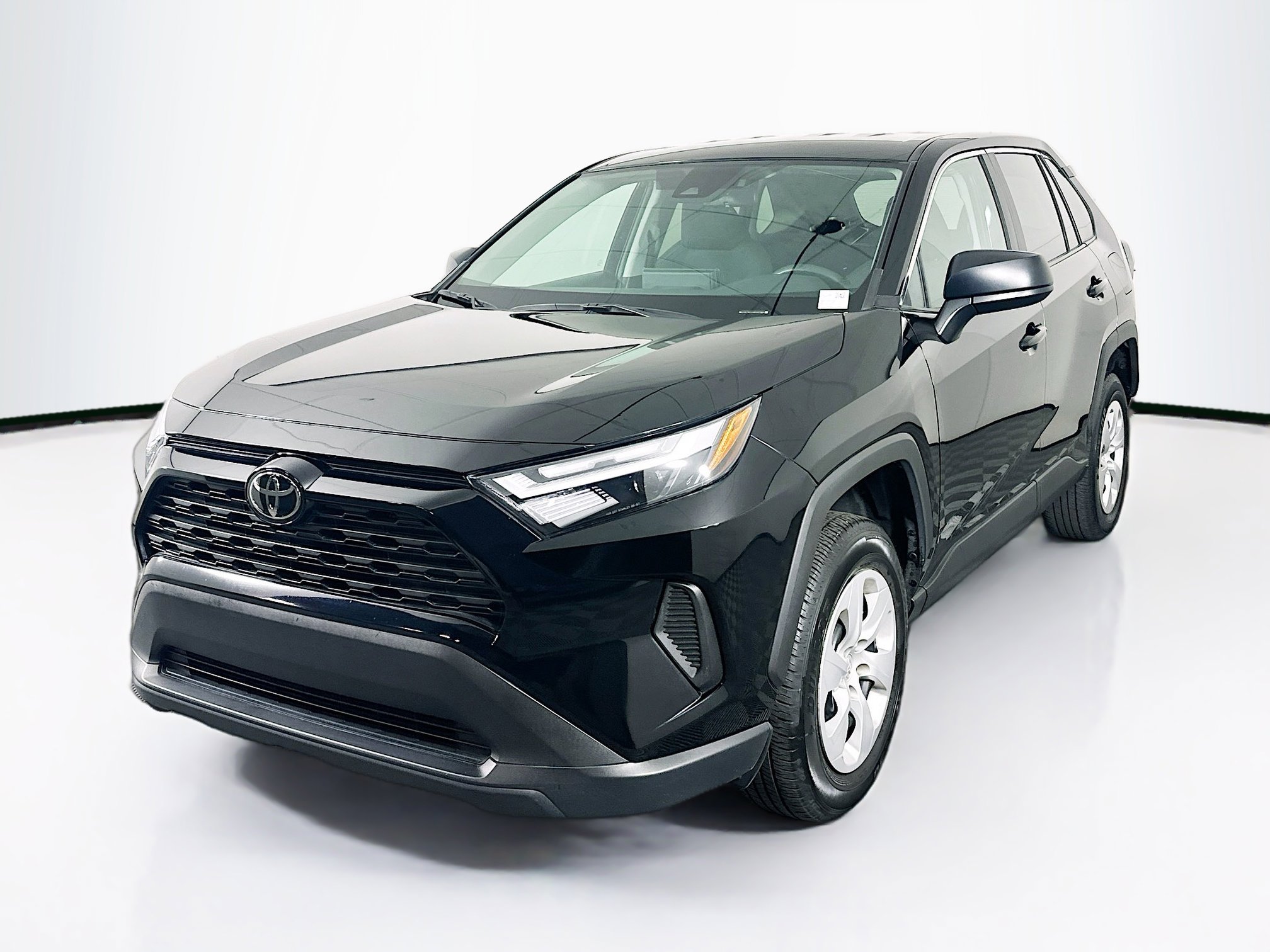 Used 2024 Toyota RAV4 LE image 3