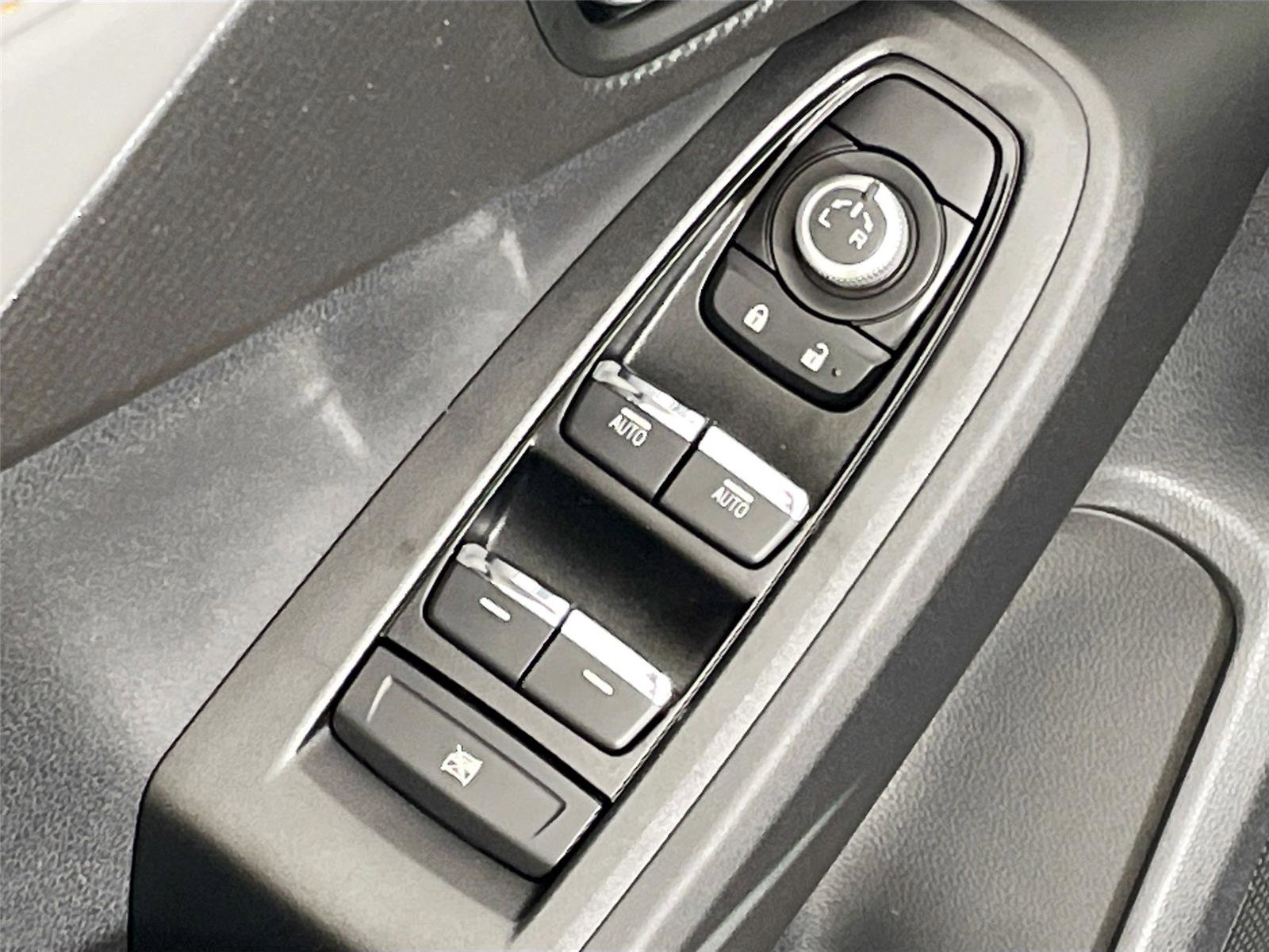 New 2026 Subaru Crosstrek 2.5i Limited image 18