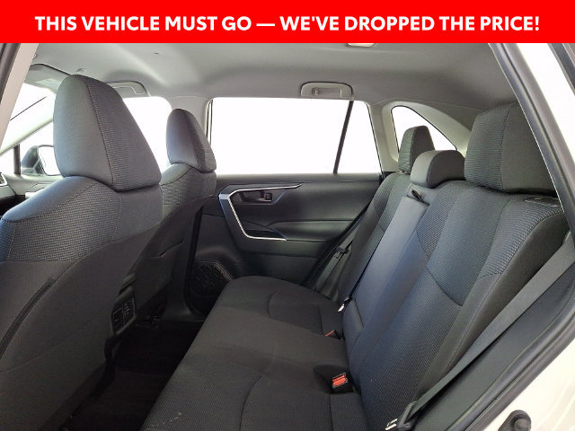 Used 2023 Toyota RAV4 LE FWD image 12