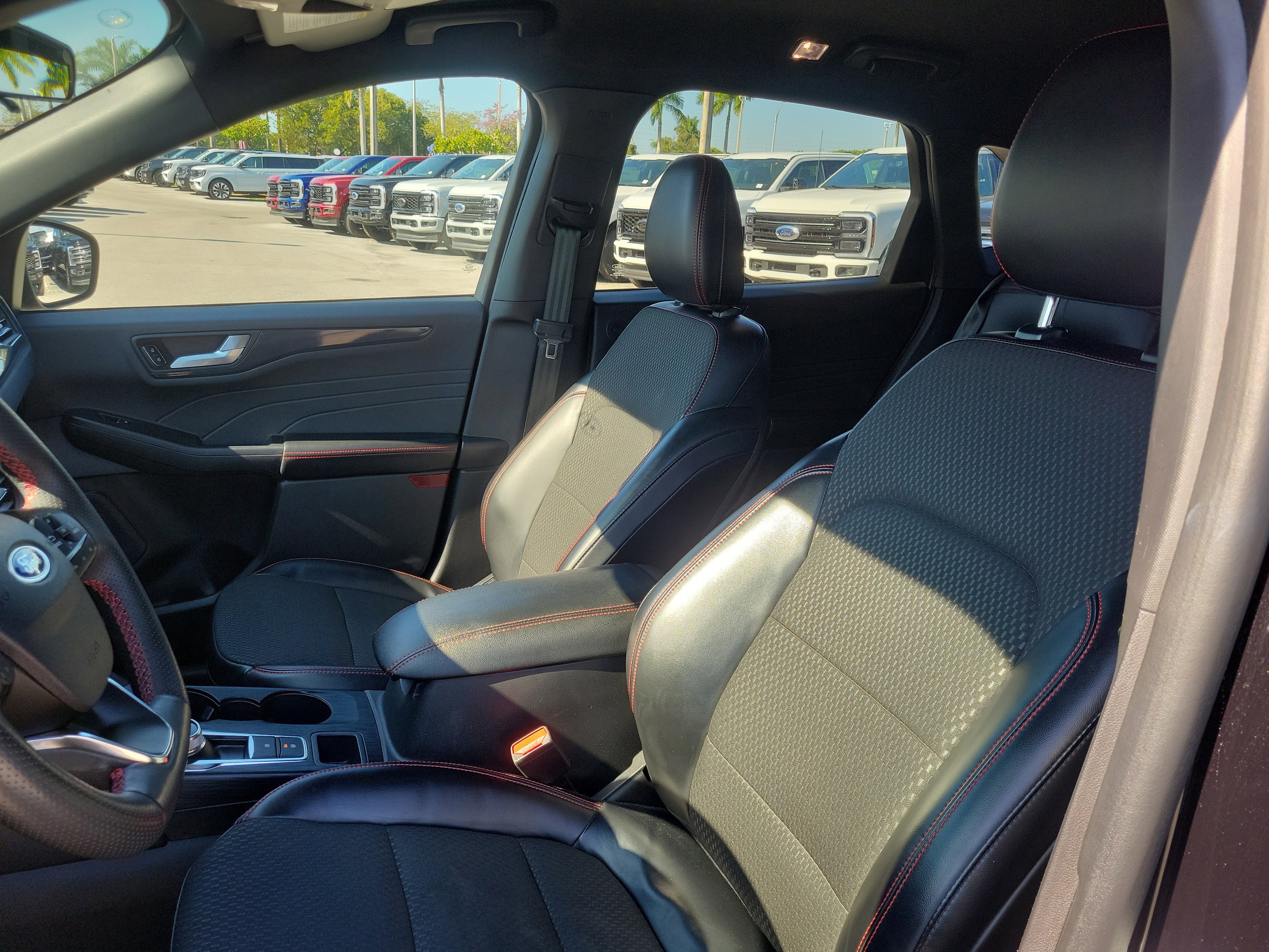 Used 2023 Ford Escape ST-Line Select w/ Tech Pack #2 image 11