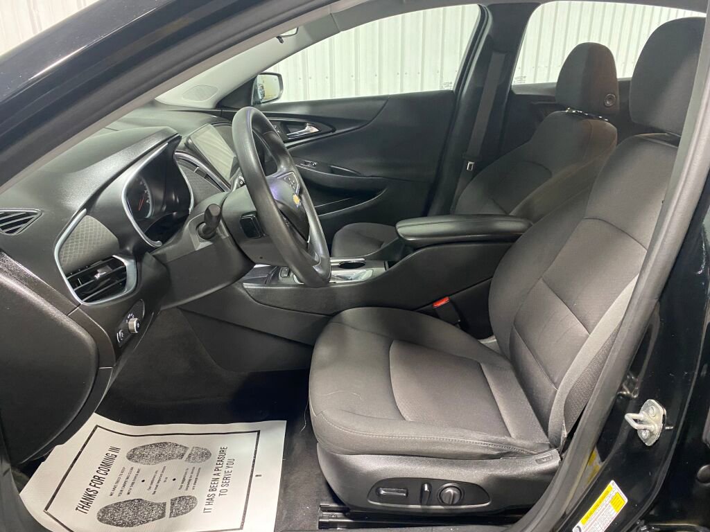 Used 2021 Chevrolet Malibu LT image 5