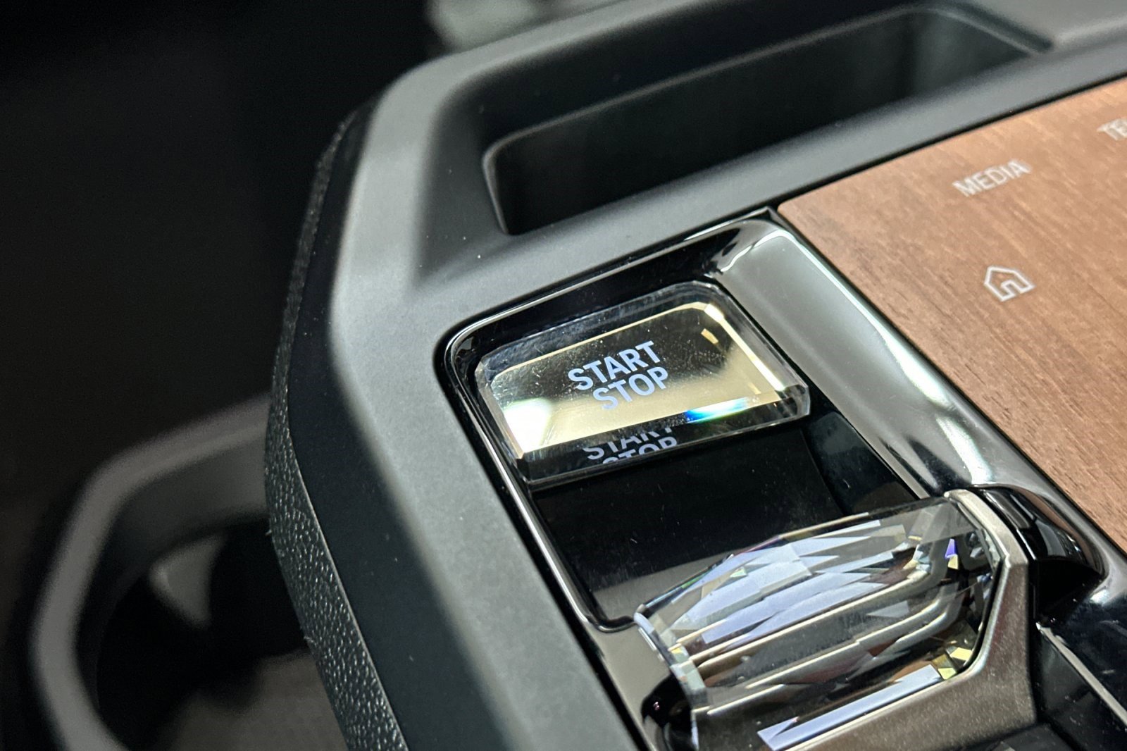 Used 2023 BMW iX xDrive50 w/ Premium Package image 35