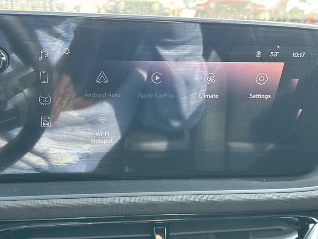 Used 2025 Buick Envista Sport Touring image 29